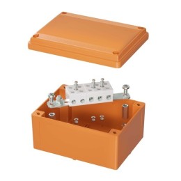 FSB20516 | Коробка пластиковая FS с гладкими стенками и клеммниками, IP56, 150х110х70 мм, 5р, 450V, 30A, 16 мм2 DKC