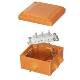 FSB11506 | Коробка пластиковая FS с кабельными вводами и клеммниками, IP55,100х100х50 мм, 5р, 450V, 10A, 6 мм2 DKC