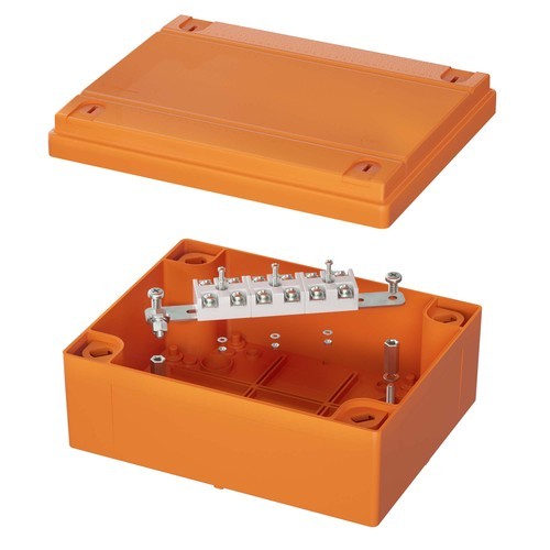 FSK40610 | Коробка пластиковая FS с гладкими стенками и клеммниками, IP56, 240x190x90 мм, 6р, 450V, 32A, 10 мм2, нерж.контакт DKC