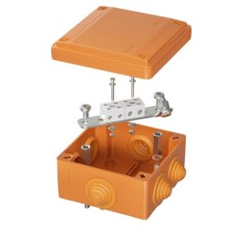 FSB11404 | Коробка пластиковая FS с кабельными вводами и клеммниками, IP55, 100х100х50 мм, 4р, 450V, 6A, 4 мм2 DKC